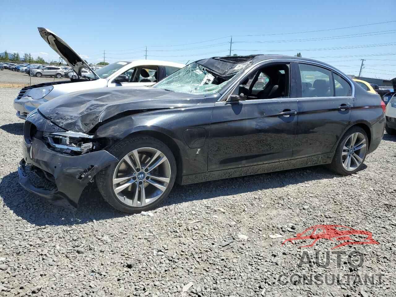 BMW 3 SERIES 2017 - WBA8E1C33HA029964