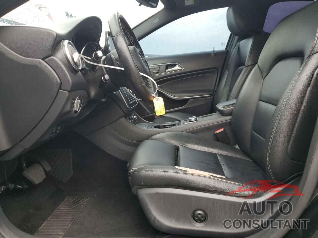 MERCEDES-BENZ GLA-CLASS 2017 - WDCTG4GB5HJ334905