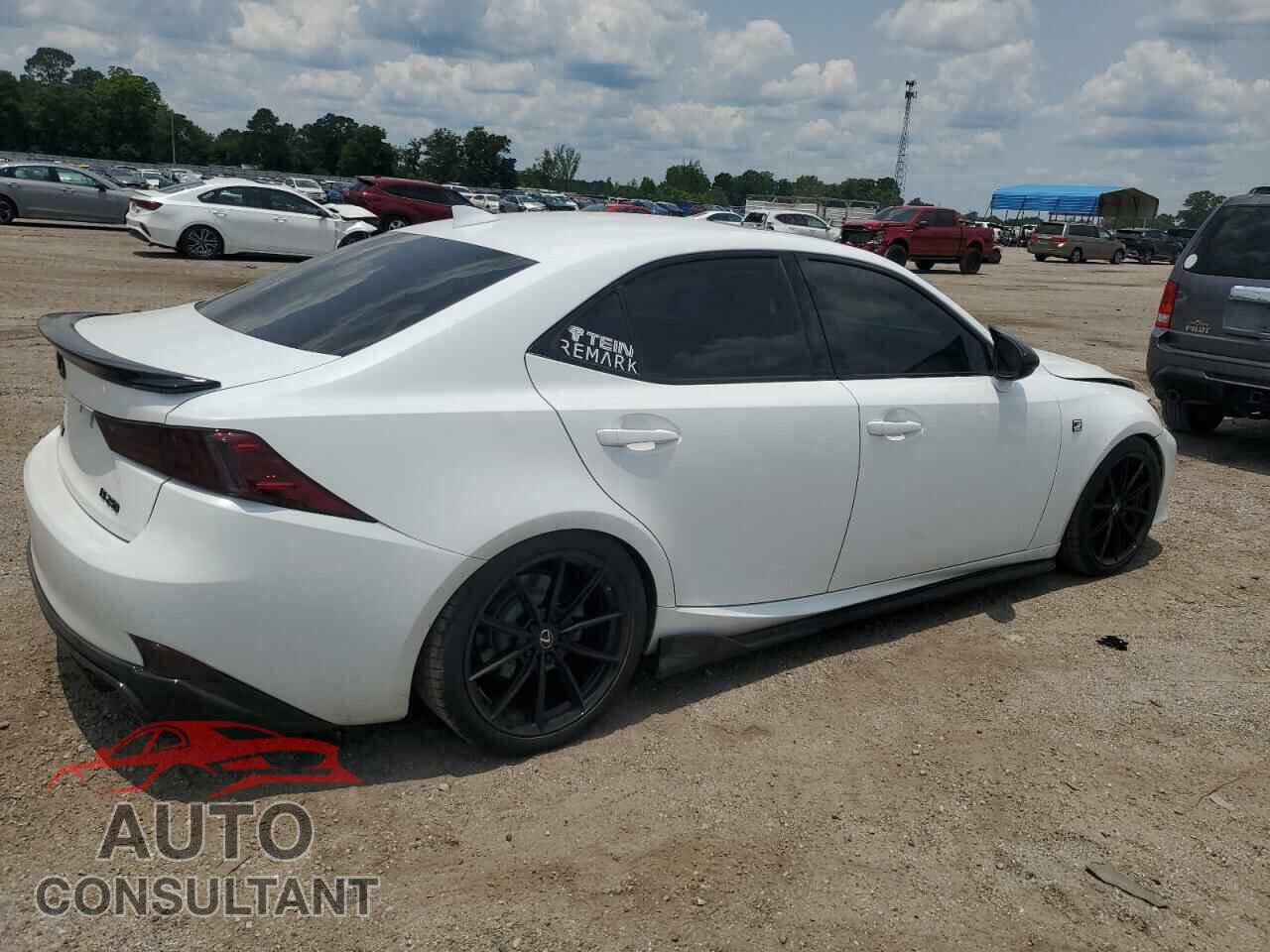 LEXUS IS 2015 - JTHBF1D20F5049900