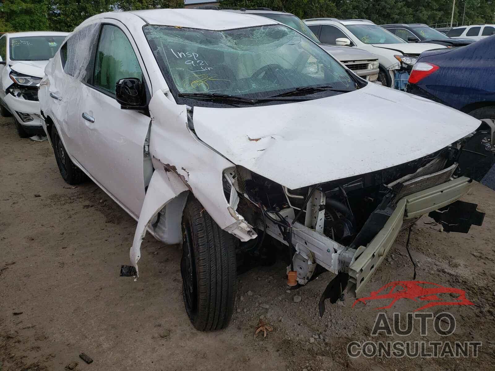 NISSAN VERSA 2019 - 3N1CN7AP1KL865037