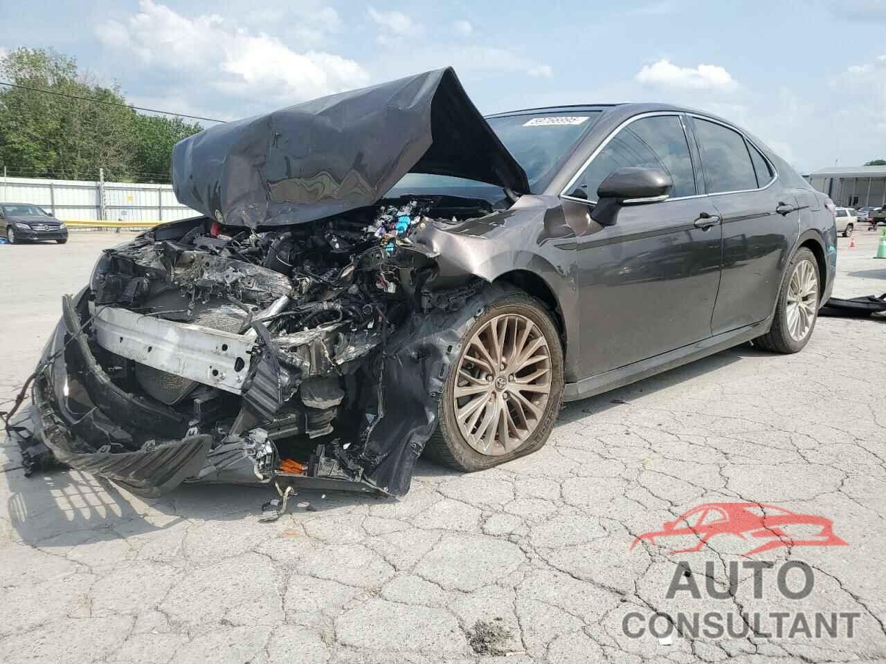 TOYOTA CAMRY 2019 - 4T1B11HK5KU774334