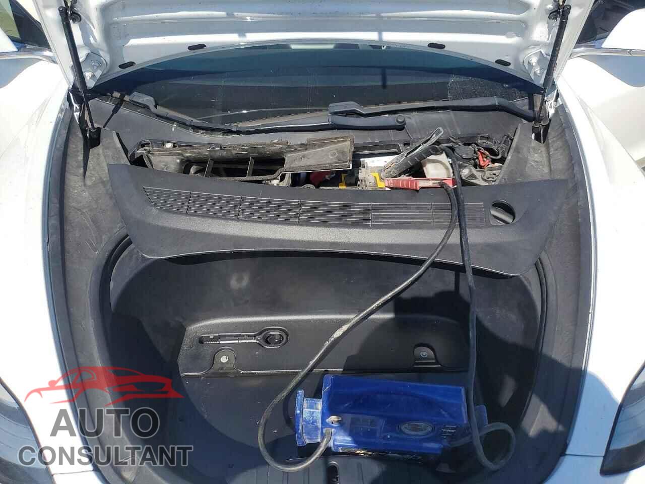 TESLA MODEL 3 2018 - 5YJ3E1EB2JF111568