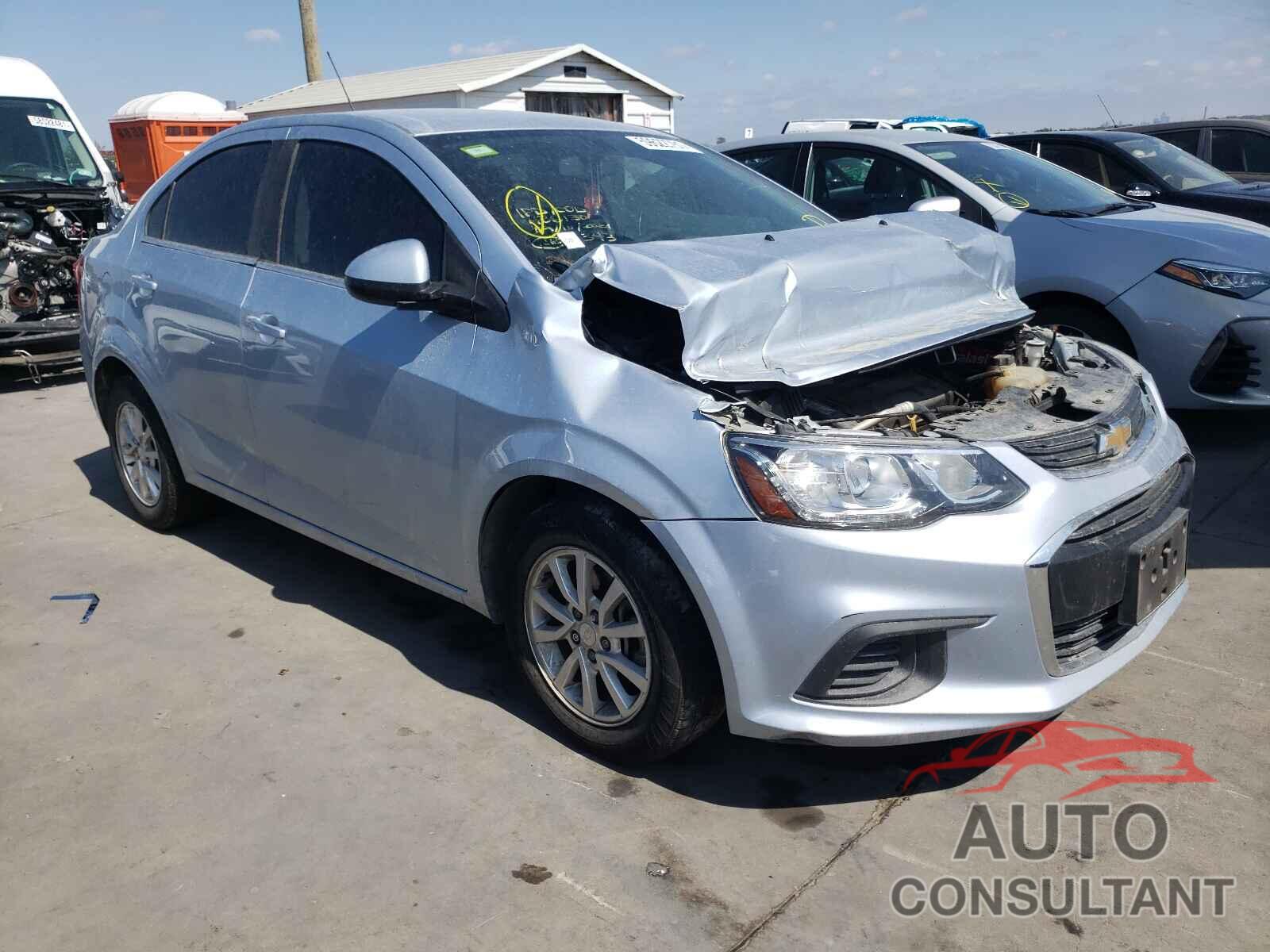 CHEVROLET SONIC 2017 - 1G1JD5SHXH4107126