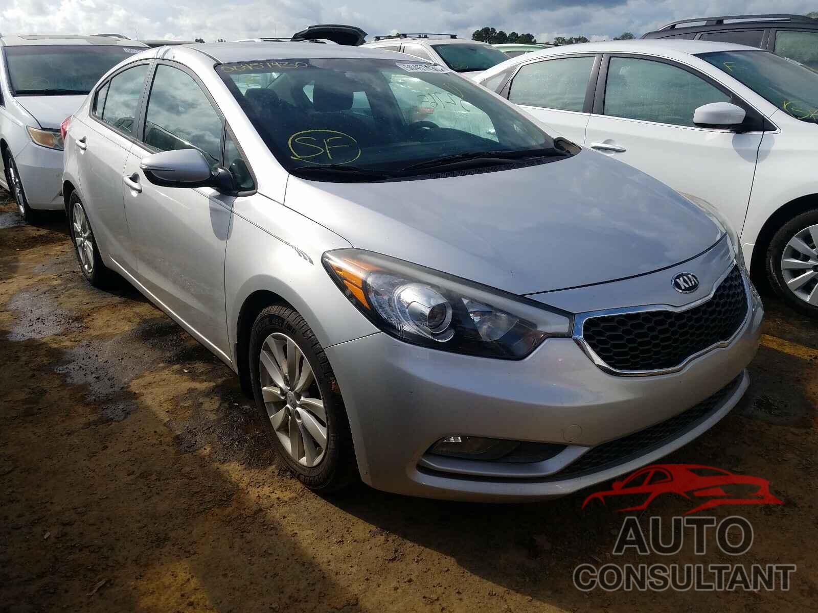 KIA FORTE 2016 - KNAFX4A69G5443564