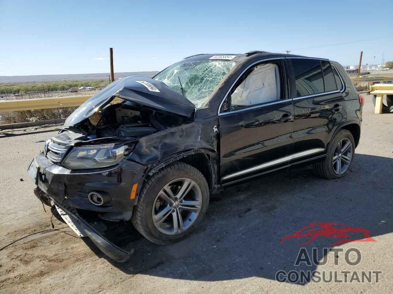 VOLKSWAGEN TIGUAN 2017 - WVGUV7AX7HK021818