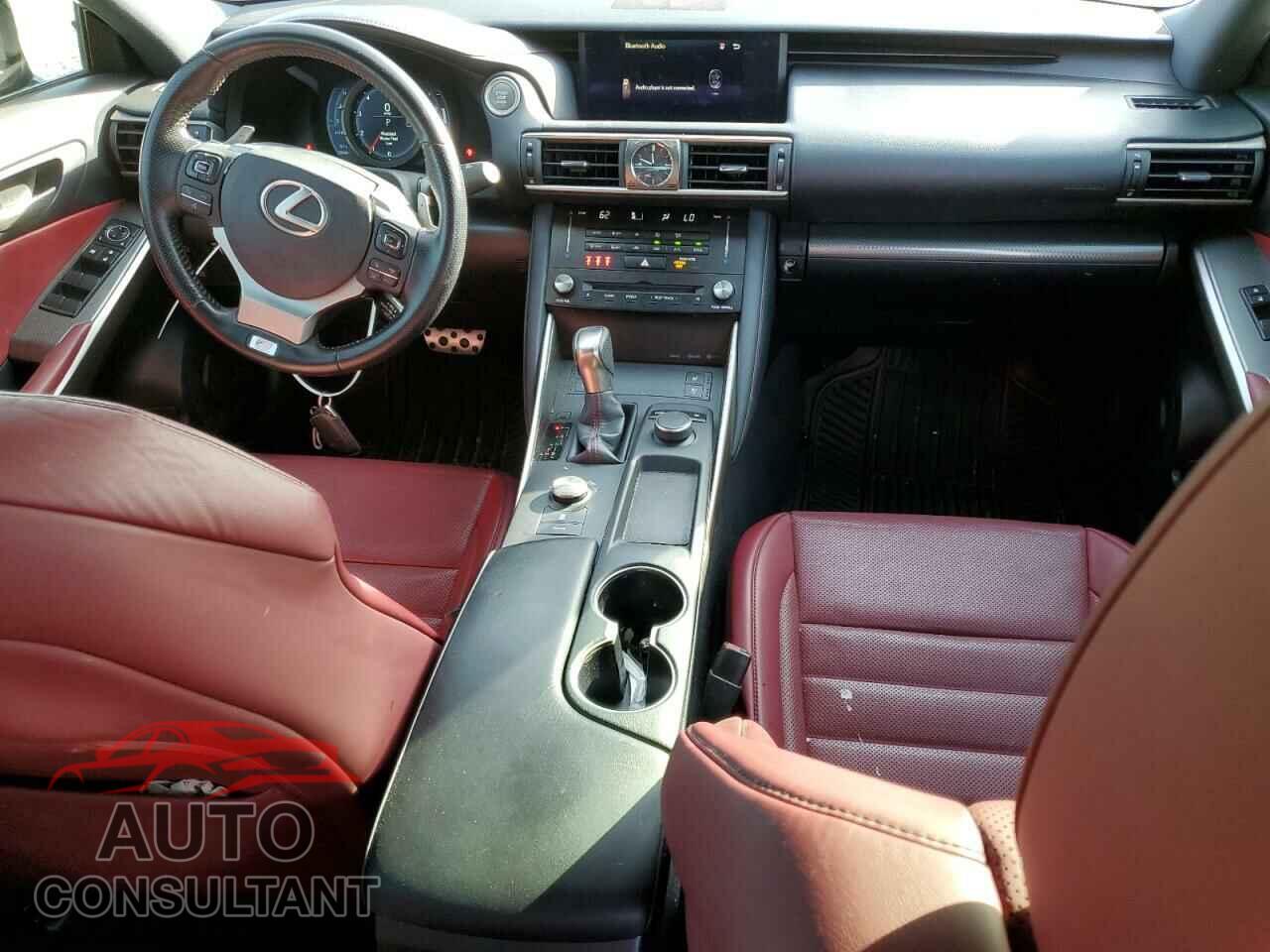 LEXUS IS 2017 - JTHBA1D24H5051103