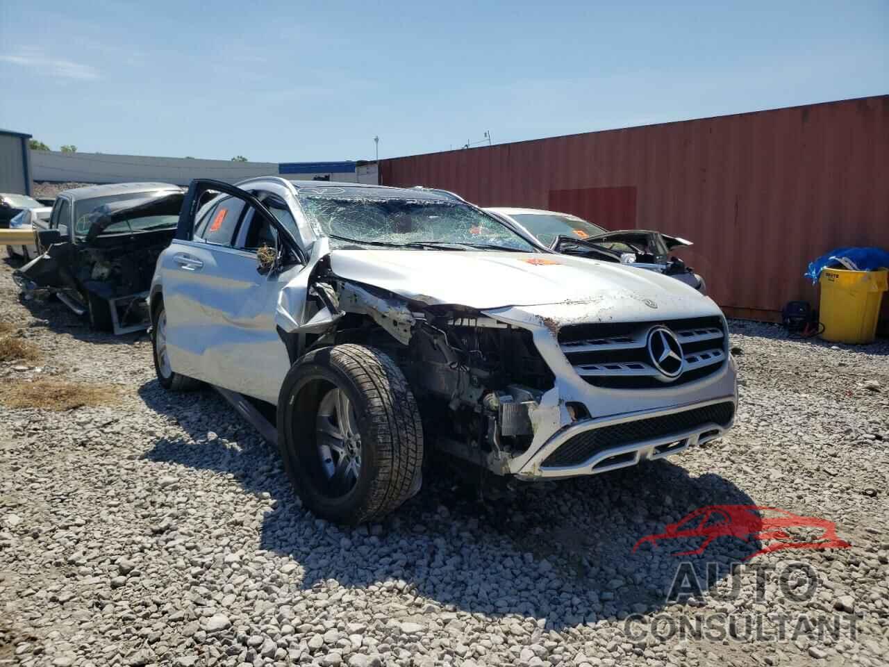 MERCEDES-BENZ GLA-CLASS 2019 - WDCTG4EB1KU009712