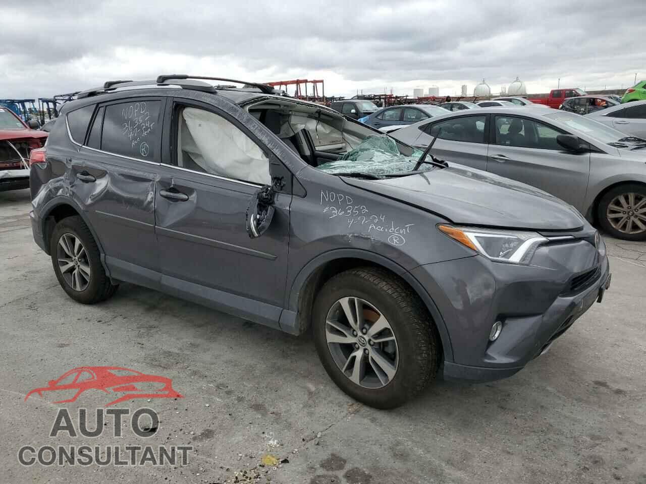 TOYOTA RAV4 2018 - 2T3RFREV3JW743473