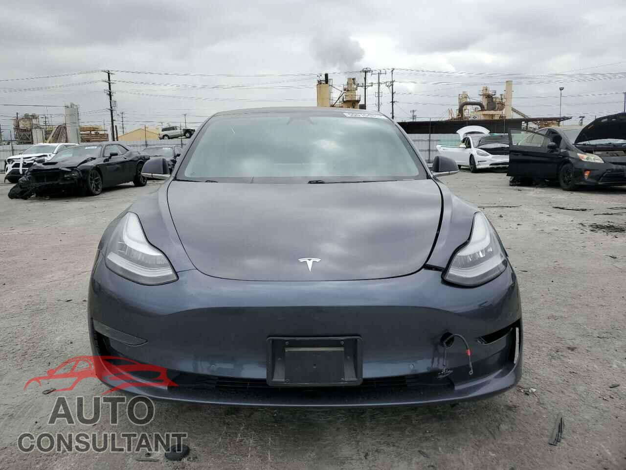 TESLA MODEL 3 2018 - 5YJ3E1EA5JF059361