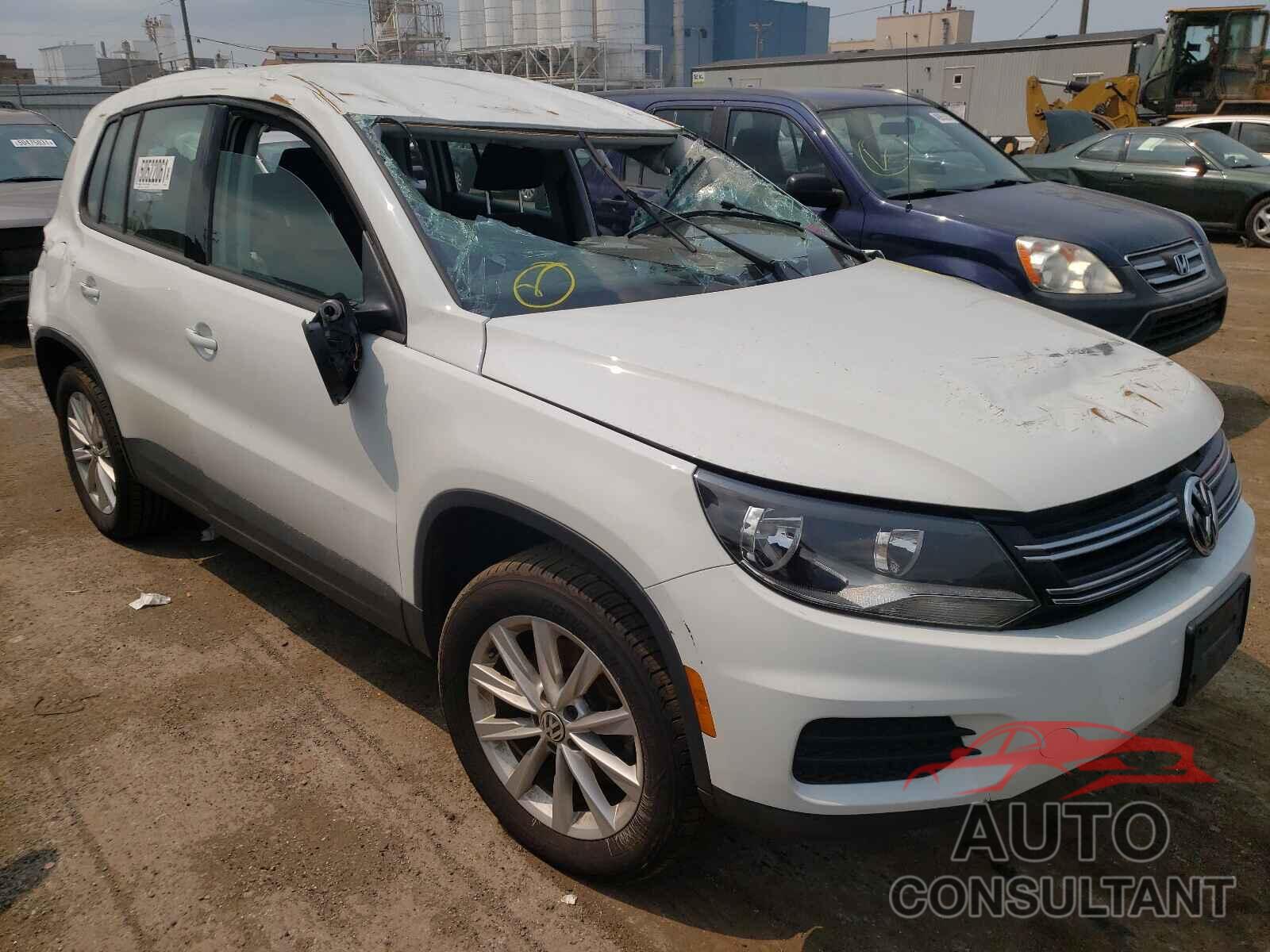 VOLKSWAGEN TIGUAN 2017 - WVGAV7AX0HK054890
