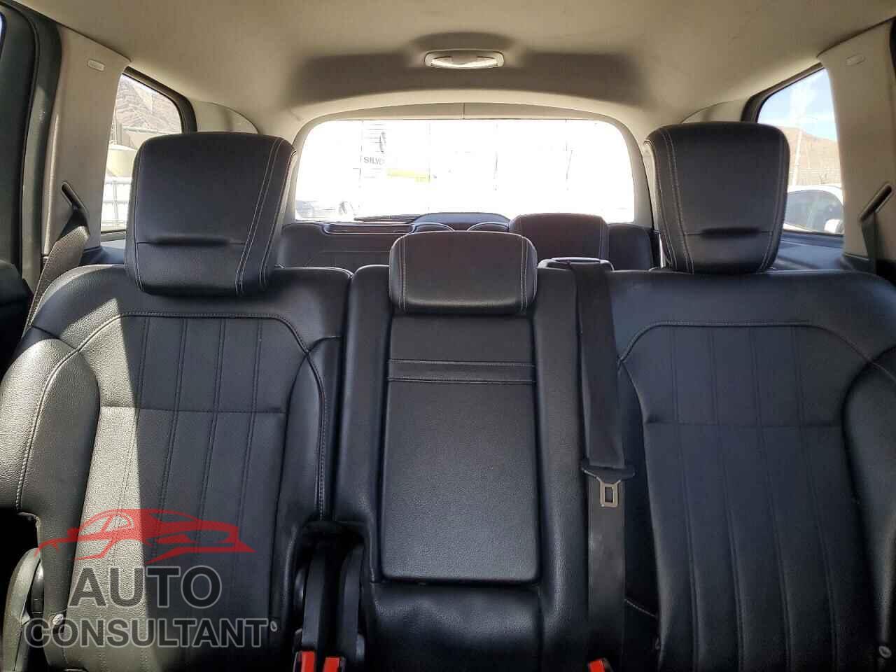 MERCEDES-BENZ GL-CLASS 2013 - 4JGDF7CE2DA152390