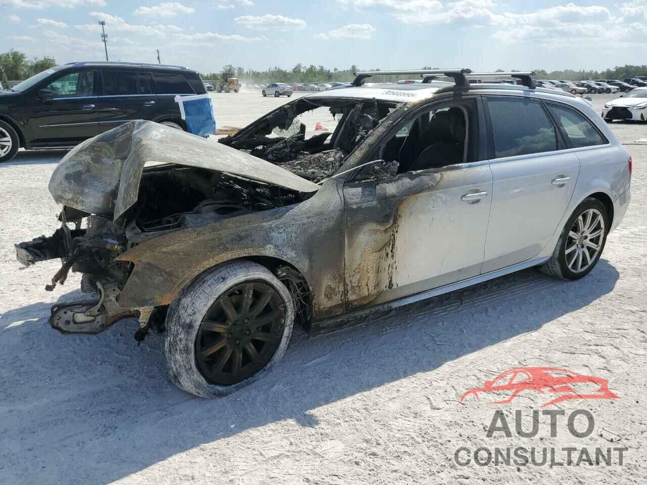AUDI A4 2012 - WAUWFAFL7CA038028