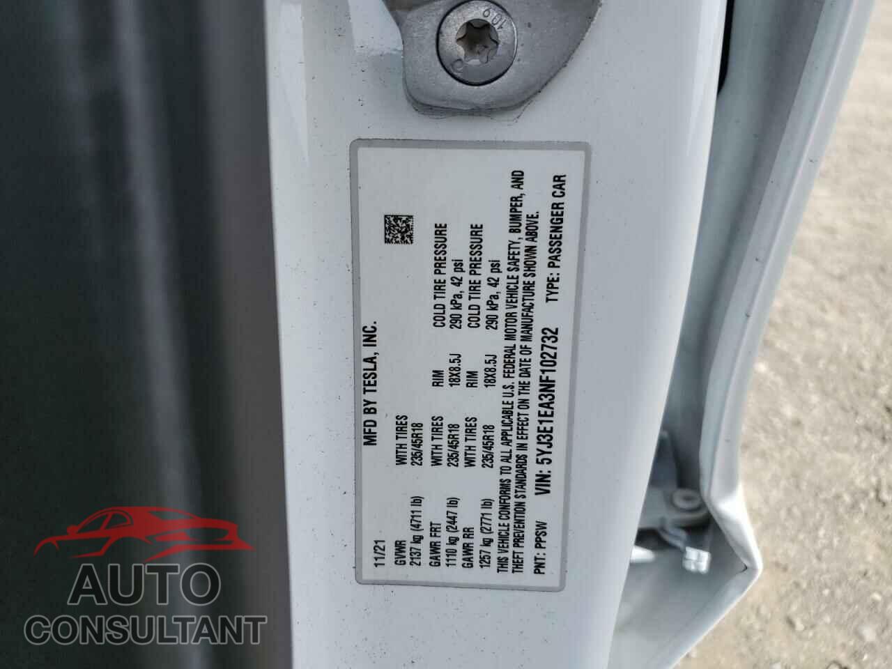 TESLA MODEL 3 2022 - 5YJ3E1EA3NF102732