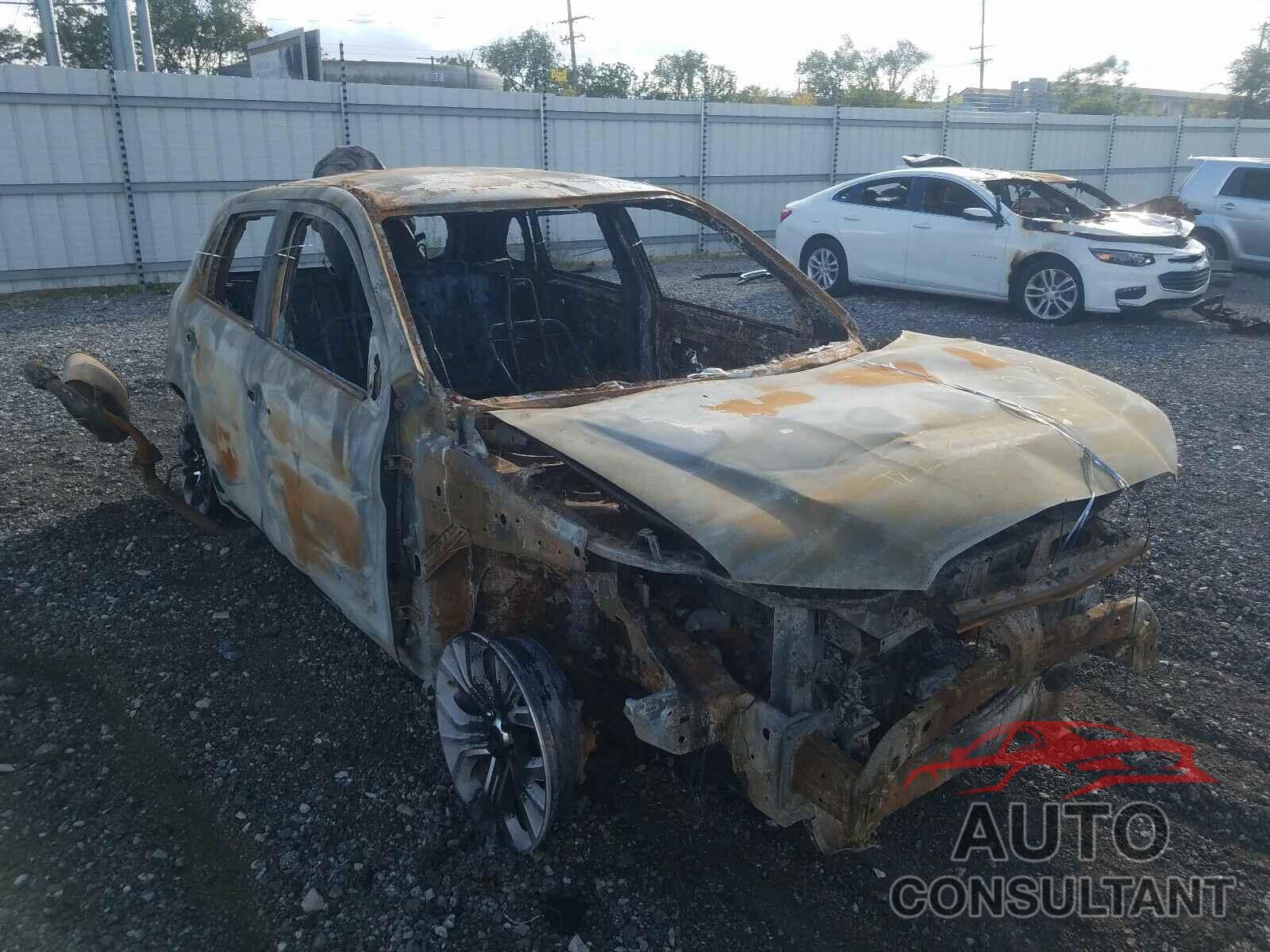 MITSUBISHI OUTLANDER 2018 - JA4AP4AW4JU005412