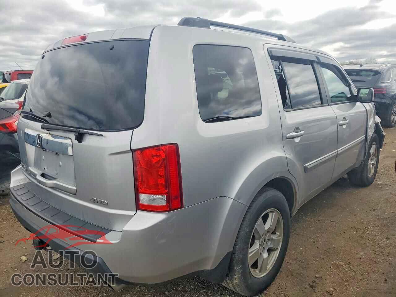 HONDA PILOT 2011 - 5FNYF4H57BB049290