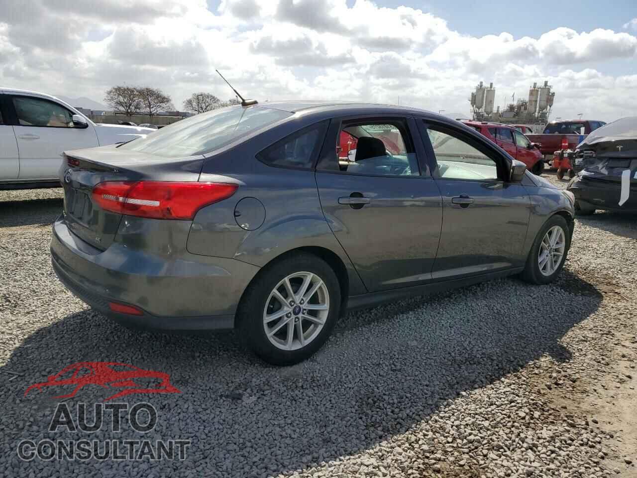 FORD FOCUS 2018 - 1FADP3F24JL231626