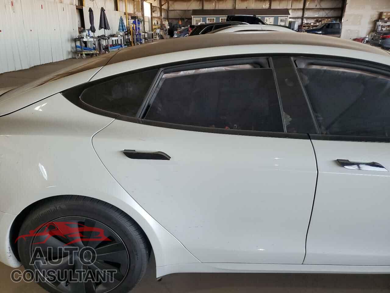 TESLA MODEL S 2023 - 5YJSA1E59PF513470