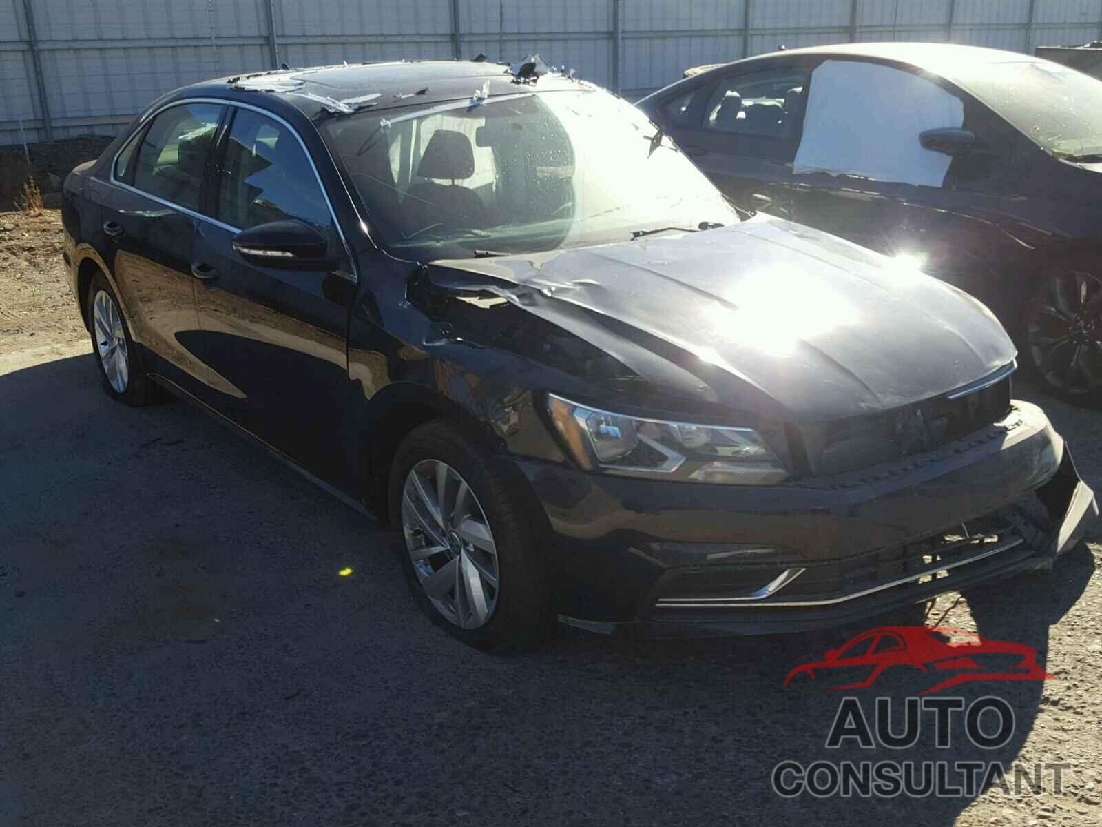 VOLKSWAGEN PASSAT 2018 - 1VWBA7A38JC009372