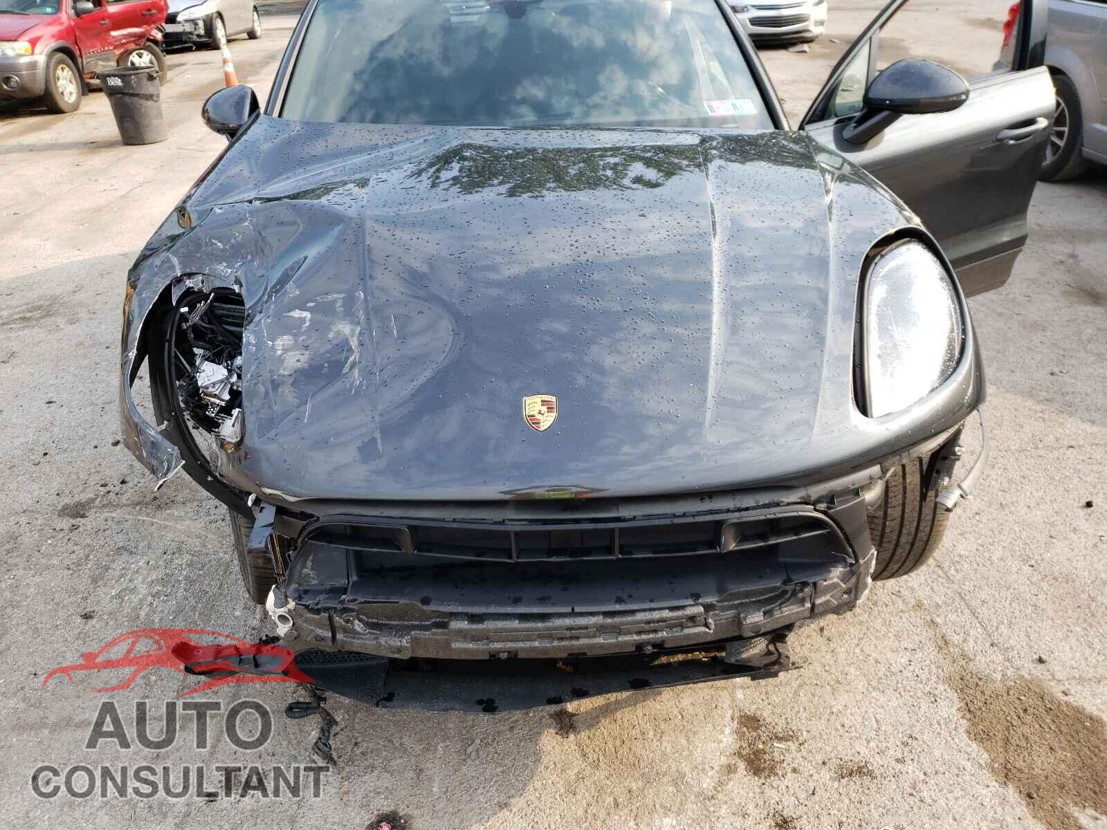 PORSCHE MACAN 2018 - WP1AG2A56JLB65491
