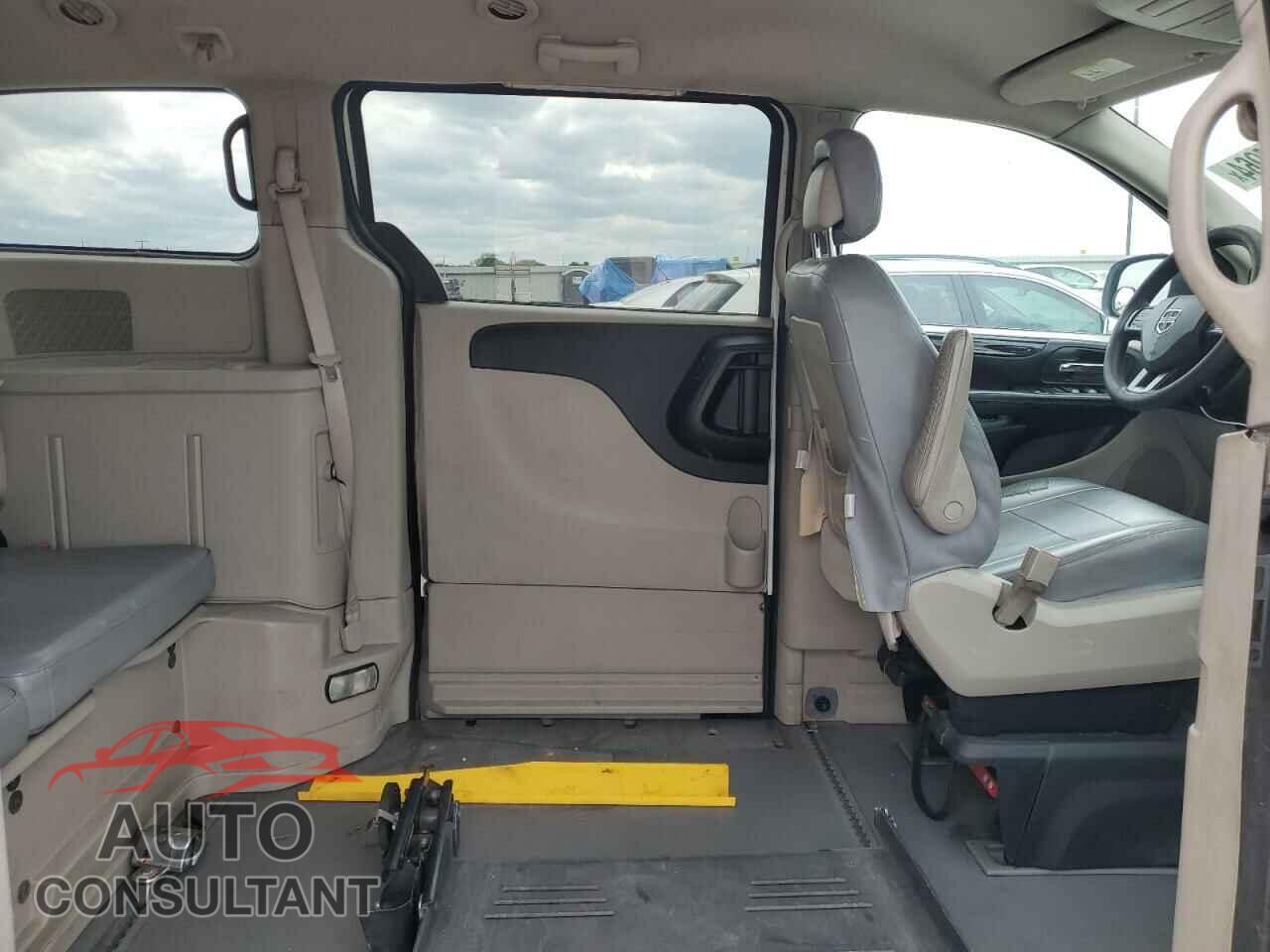 DODGE CARAVAN 2017 - 2C4RDGBG5HR802320