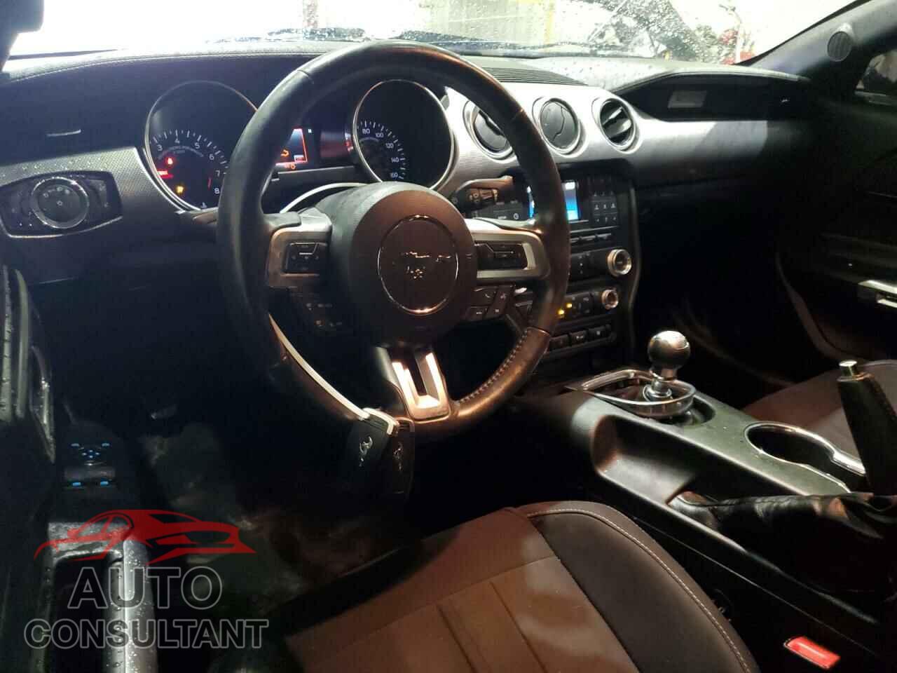 FORD MUSTANG 2018 - 1FA6P8CF5J5128331