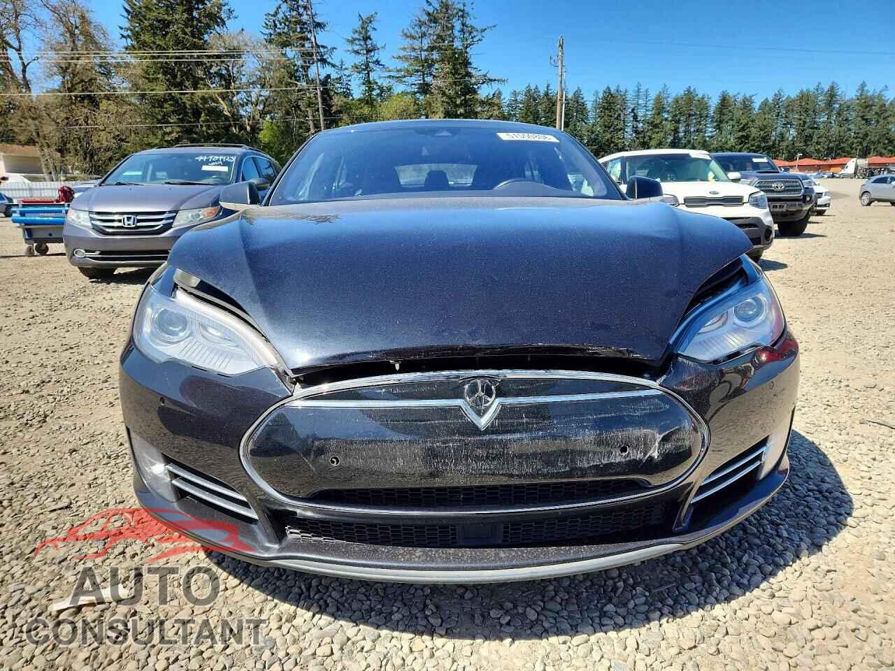 TESLA MODEL S 2015 - 5YJSA1E29FF120279