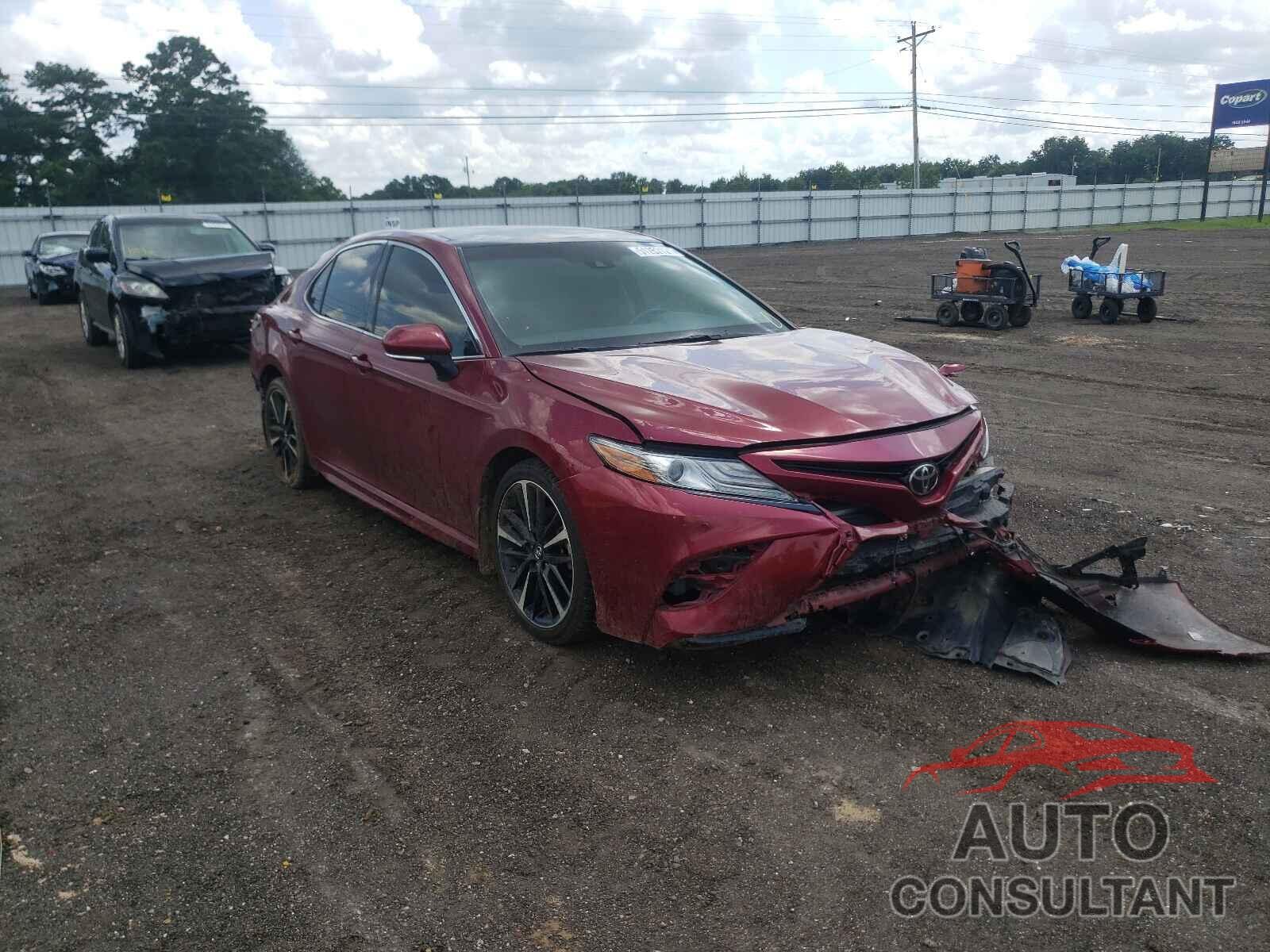 TOYOTA CAMRY 2018 - 4T1B61HKXJU580298