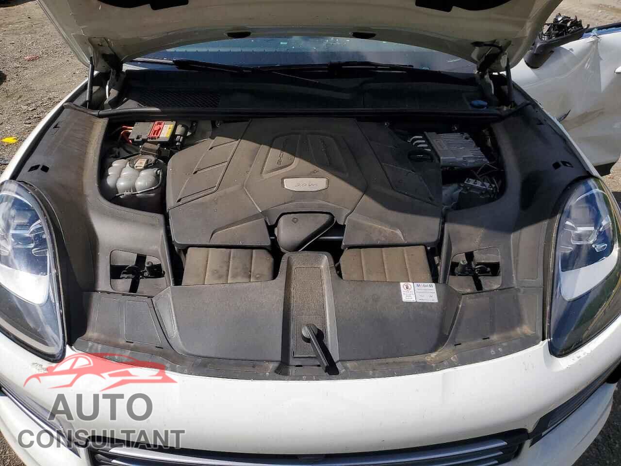PORSCHE CAYENNE 2021 - WP1AA2AY5MDA01577