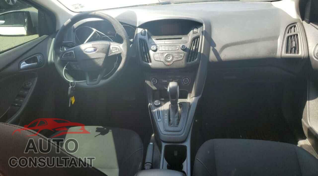 FORD FOCUS 2017 - 1FADP3F25HL202808