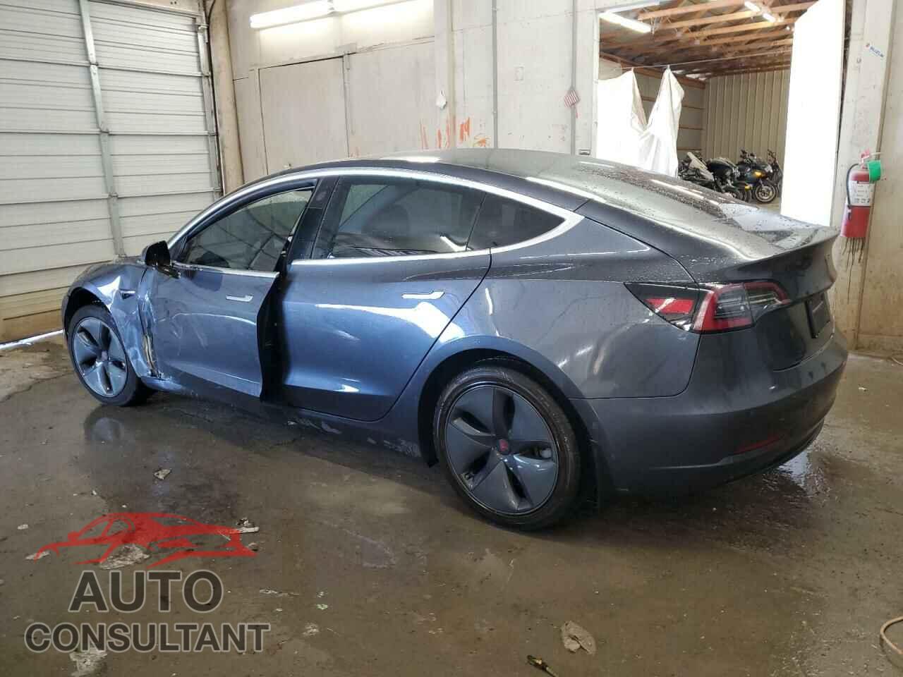 TESLA MODEL 3 2019 - 5YJ3E1EB5KF453064