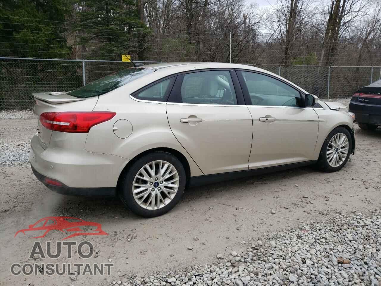 FORD FOCUS 2018 - 1FADP3J27JL210390