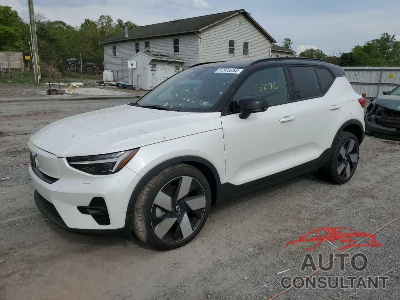 VOLVO XC40 2023 - YV4ED3UM5P2040417