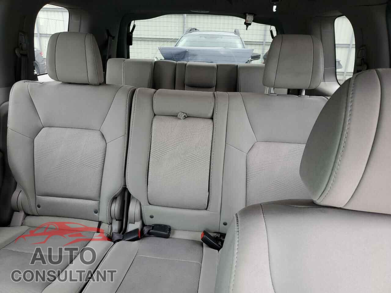 HONDA PILOT 2013 - 5FNYF4H23DB074874