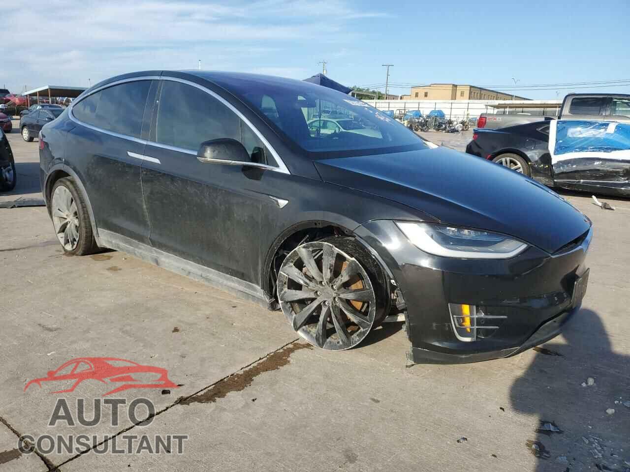 TESLA MODEL X 2017 - 5YJXCBE21HF063973