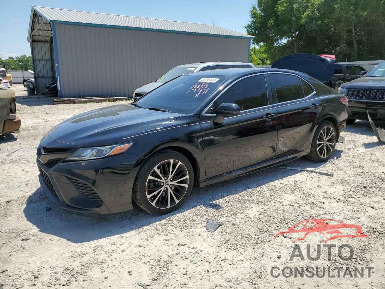 TOYOTA CAMRY 2018 - JTNB11HK1J3021548