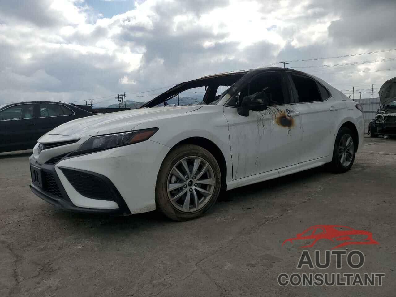TOYOTA CAMRY 2023 - 4T1G11AK0PU821499
