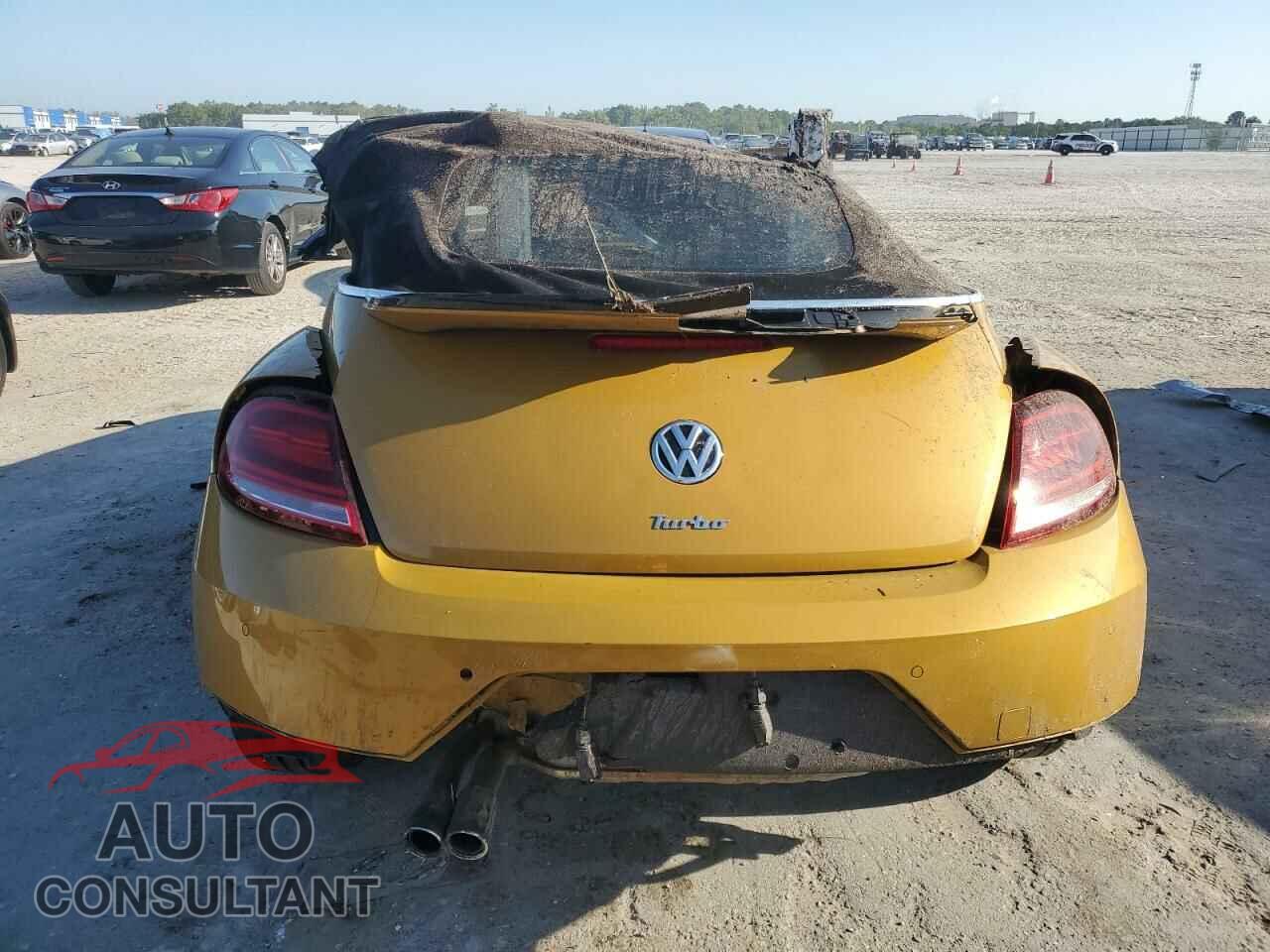 VOLKSWAGEN BEETLE 2017 - 3VWT17AT1HM809802