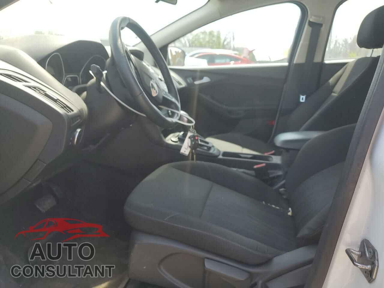 FORD FOCUS 2016 - 1FADP3F21GL230815