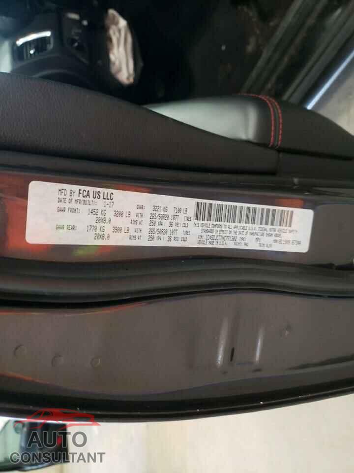 DODGE DURANGO 2017 - 1C4SDJCT7HC771302
