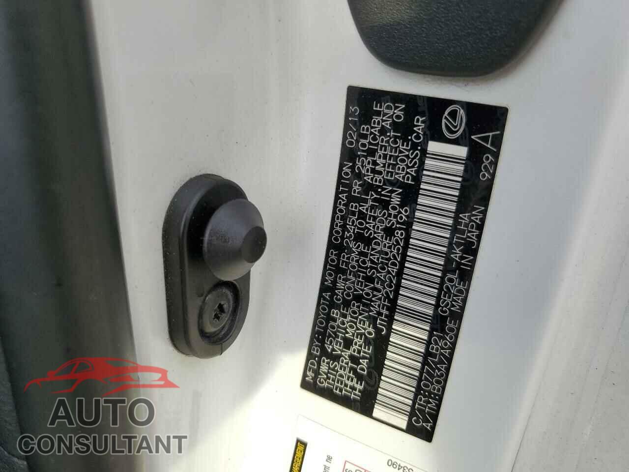 LEXUS IS 2013 - JTHFF2C24D2528196
