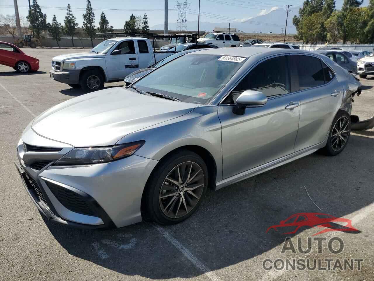 TOYOTA CAMRY 2023 - 4T1G11AK2PU151955