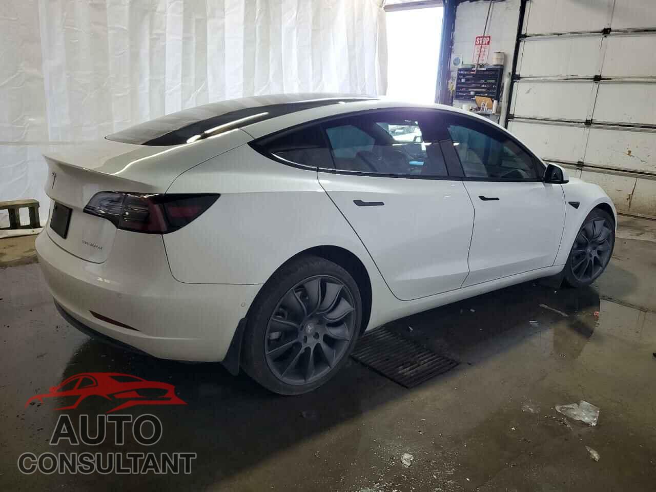 TESLA MODEL 3 2021 - 5YJ3E1EBXMF053875