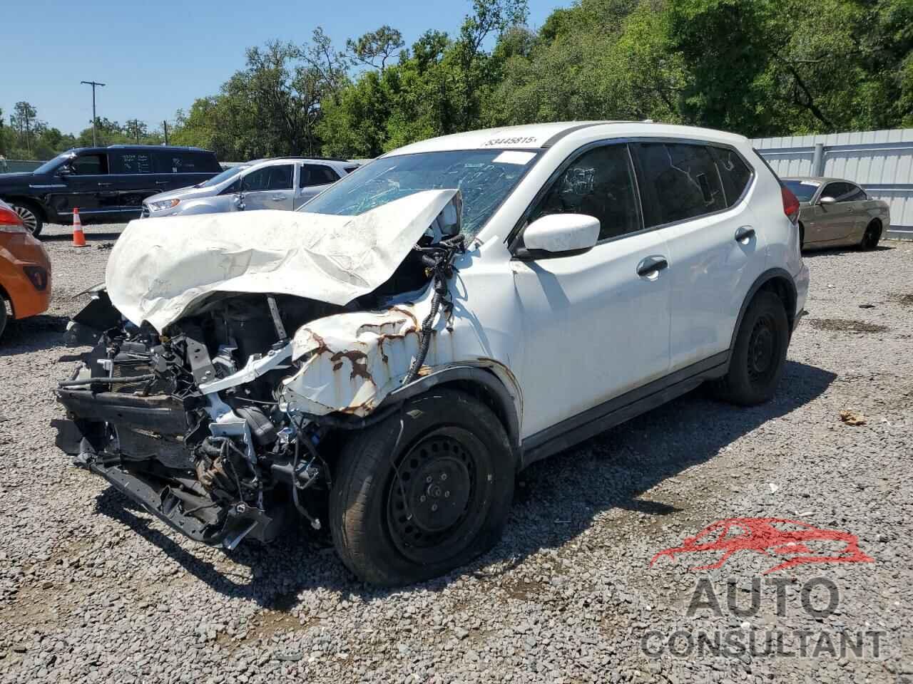 NISSAN ROGUE 2017 - KNMAT2MT4HP582487