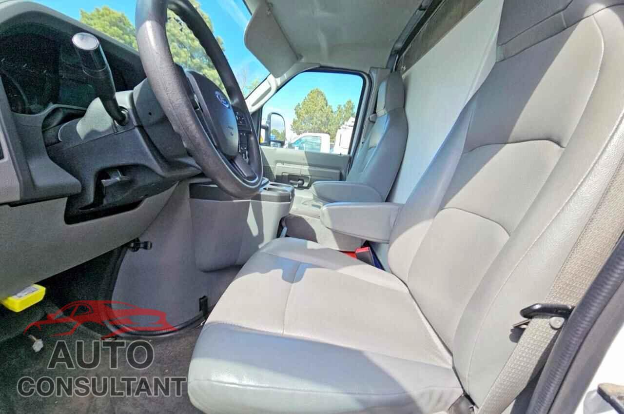 FORD ECONOLINE 2023 - 1FDWE3FK9PDD08532