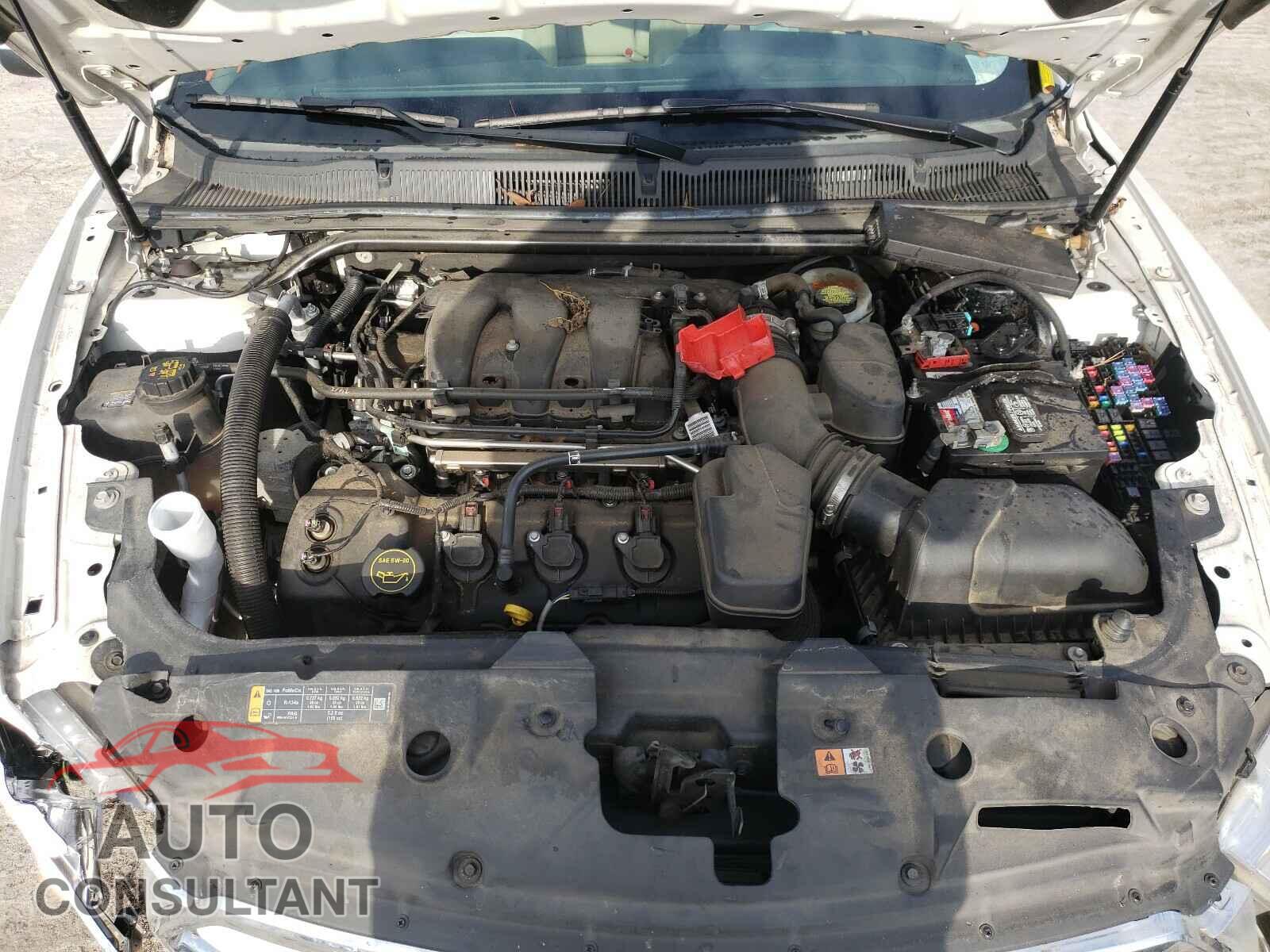 FORD TAURUS 2016 - 1FAHP2F89GG106316