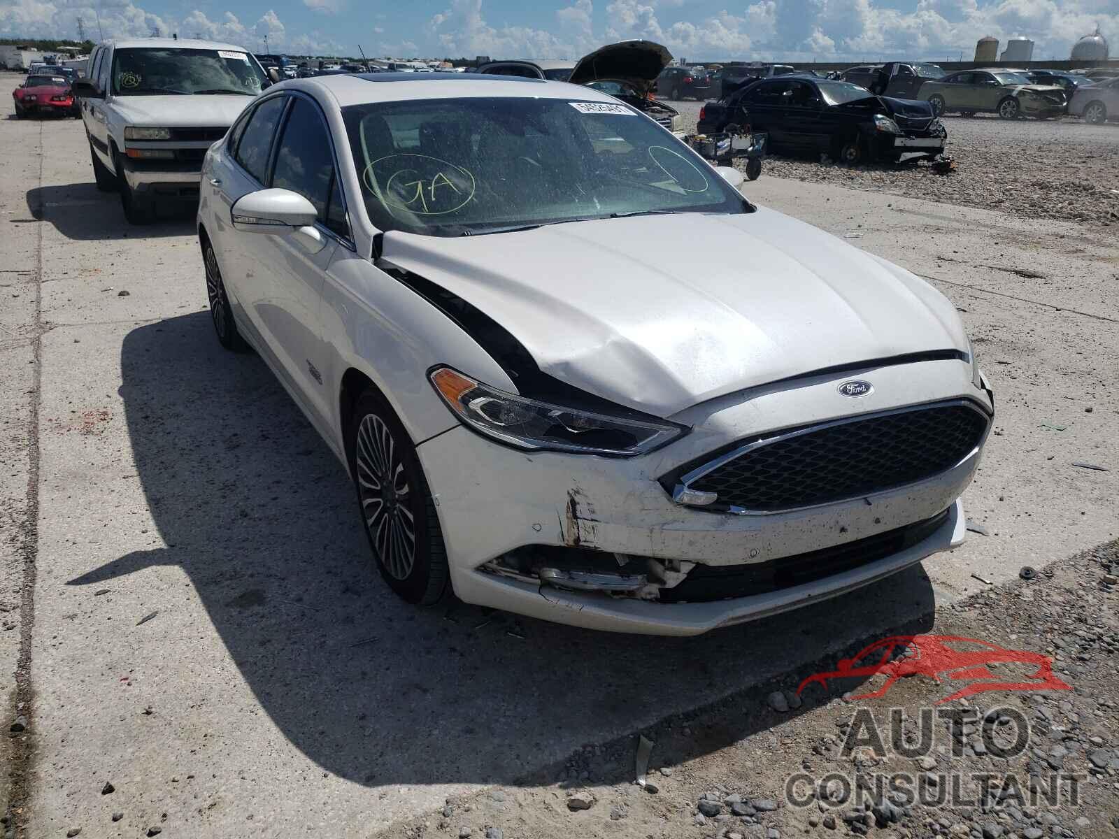 FORD FUSION 2017 - 3FA6P0SU9HR208644