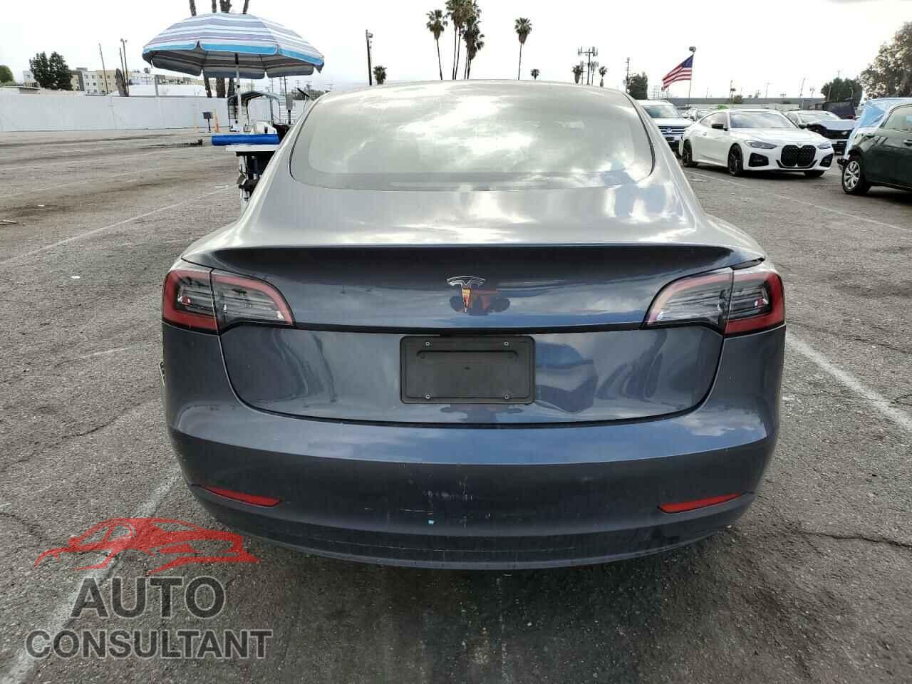 TESLA MODEL 3 2023 - 5YJ3E1EA3PF707109
