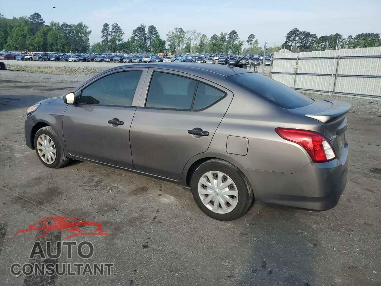 NISSAN VERSA 2017 - 3N1CN7AP3HL841072
