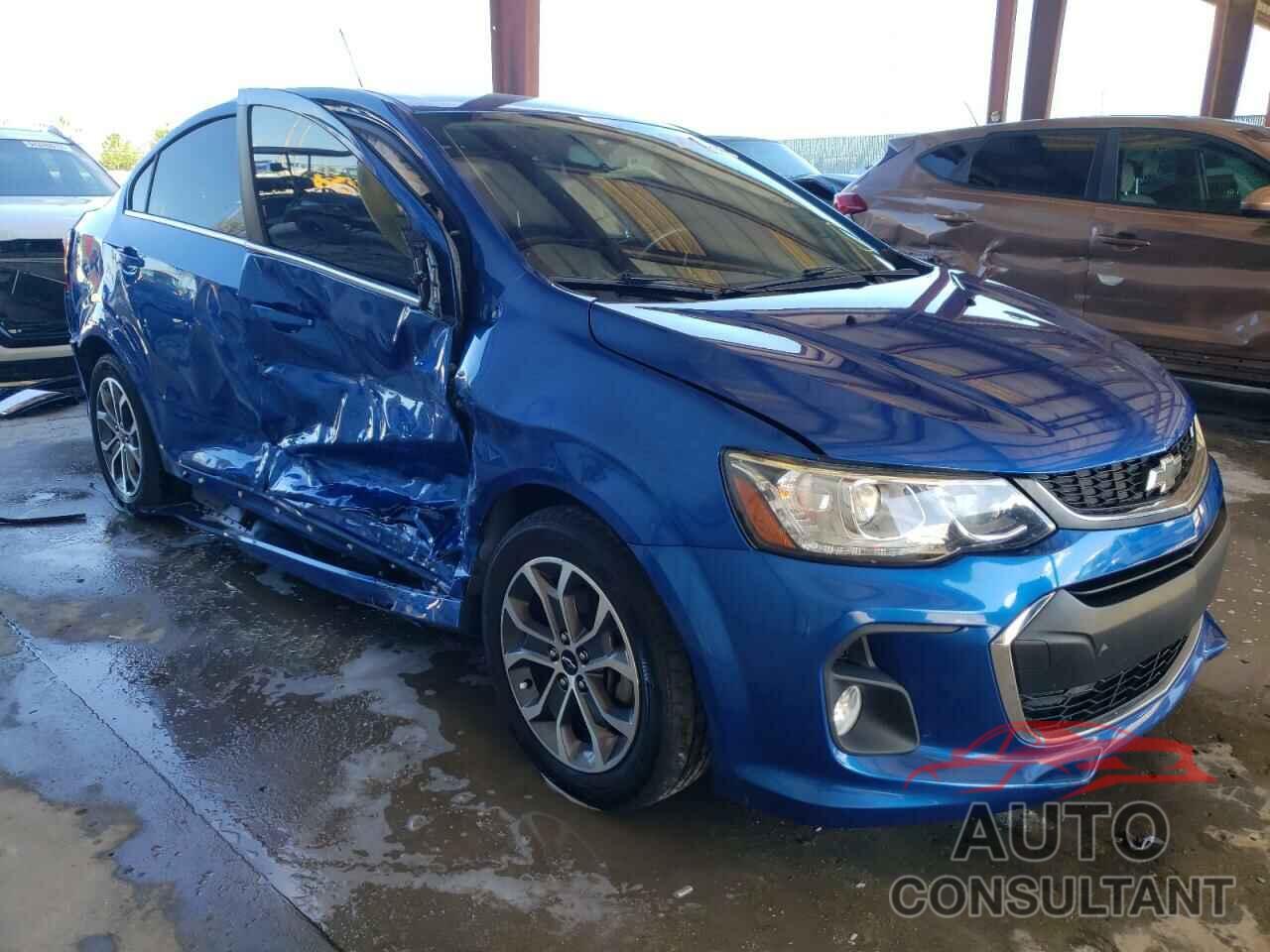 CHEVROLET SONIC 2018 - 1G1JD5SH4J4112263