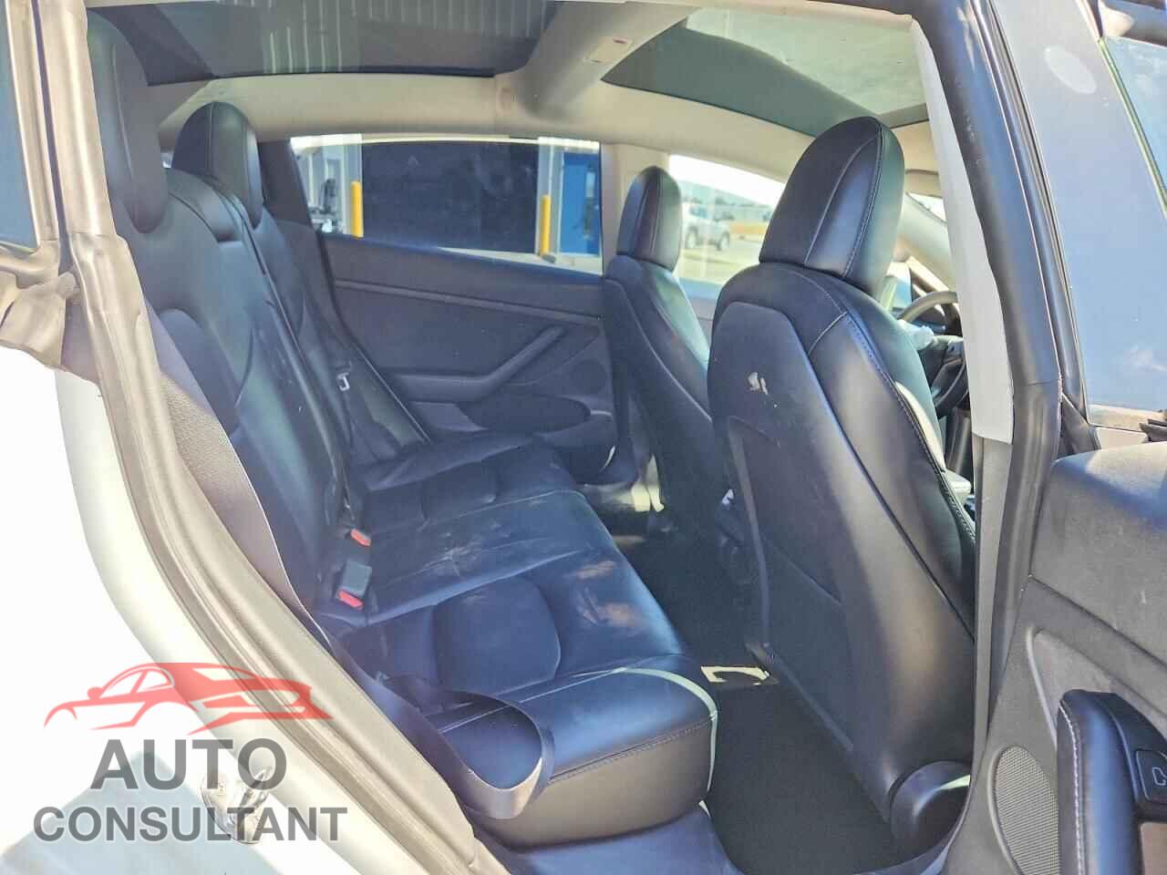 TESLA MODEL 3 2021 - 5YJ3E1EB0MF995966